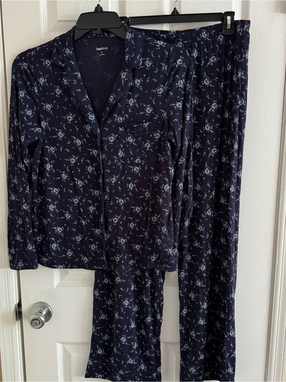 Gap Body navy floral PJs